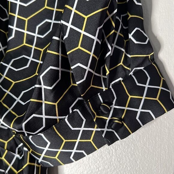 Worthington Womens Short Sleeve Black Yellow White Geometric Blouse Top XL - Picture 12 of 14